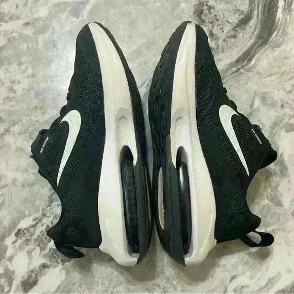 Nike Air Zoom Arcadia DM8492-002 Sz US 1Y EU 32 Black-White running Outdoor - Picture 7 of 11